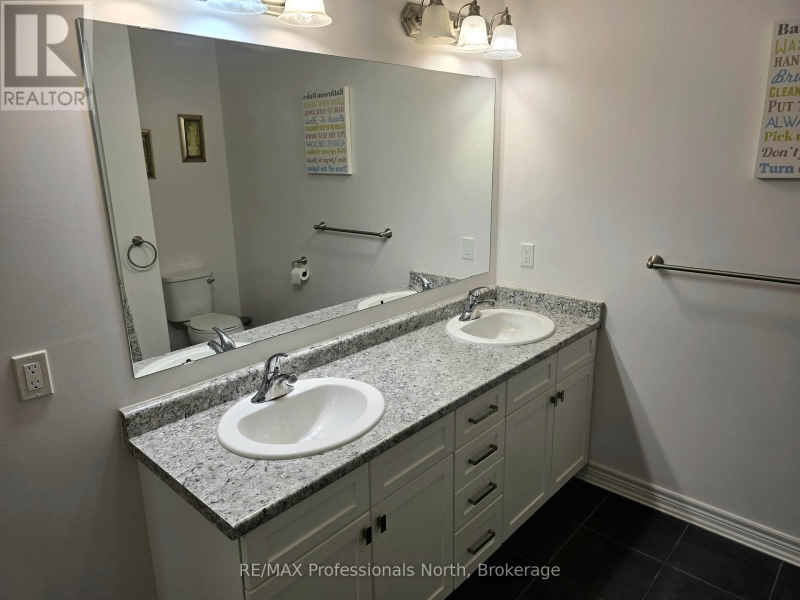 8 Spalding Crescent, Huntsville, Ontario  P1H 1C9 - Photo 27 - X12884134