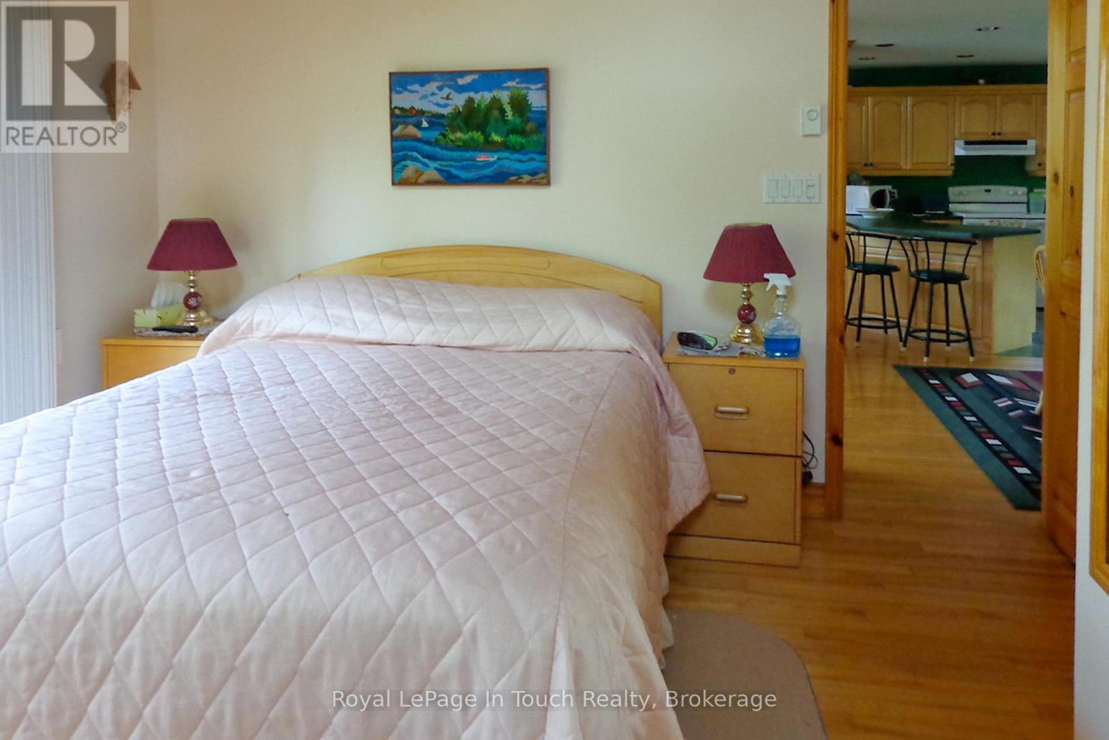 2 Island 880, Georgian Bay, Ontario  L0K 1S0 - Photo 11 - X12884198