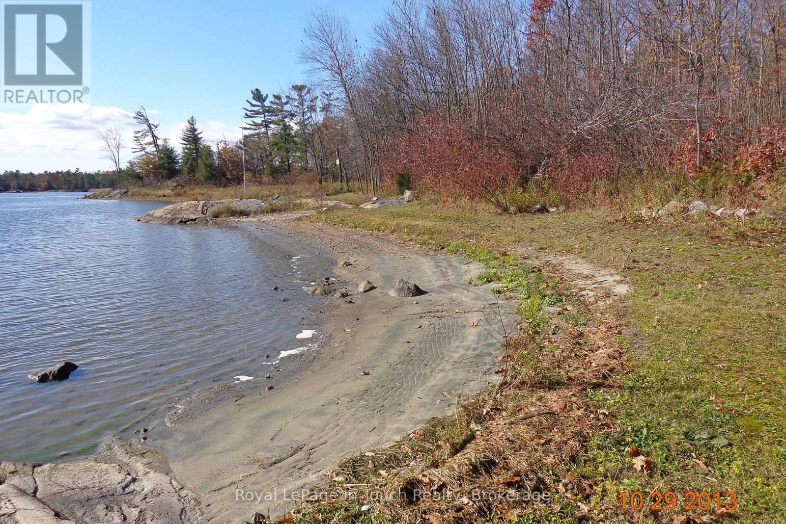 2 Island 880, Georgian Bay, Ontario  L0K 1S0 - Photo 18 - X12884198
