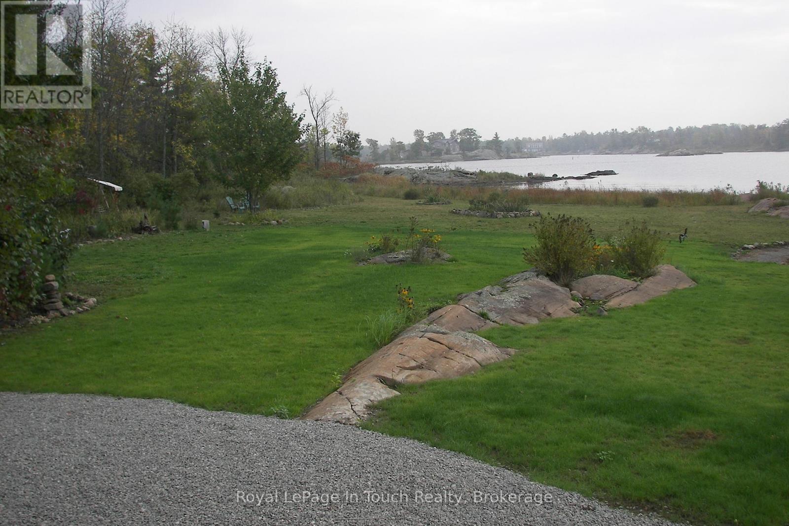 2 Island 880, Georgian Bay, Ontario  L0K 1S0 - Photo 23 - X12884198