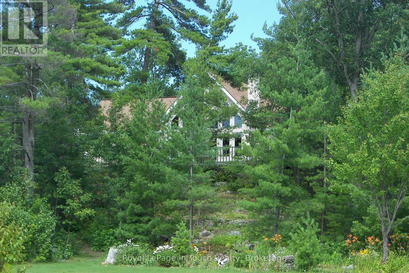 2 Island 880, Georgian Bay, Ontario  L0K 1S0 - Photo 5 - X12884198