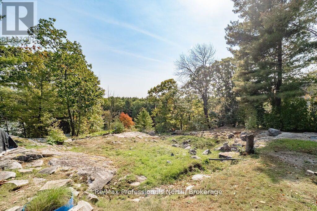 1006 Booth Lane, Gravenhurst, Ontario  P1P 1R2 - Photo 33 - X12886202