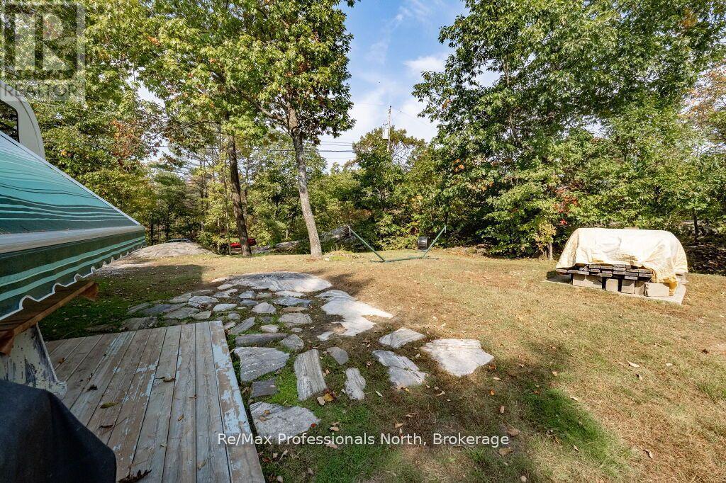 1006 Booth Lane, Gravenhurst, Ontario  P1P 1R2 - Photo 37 - X12886202