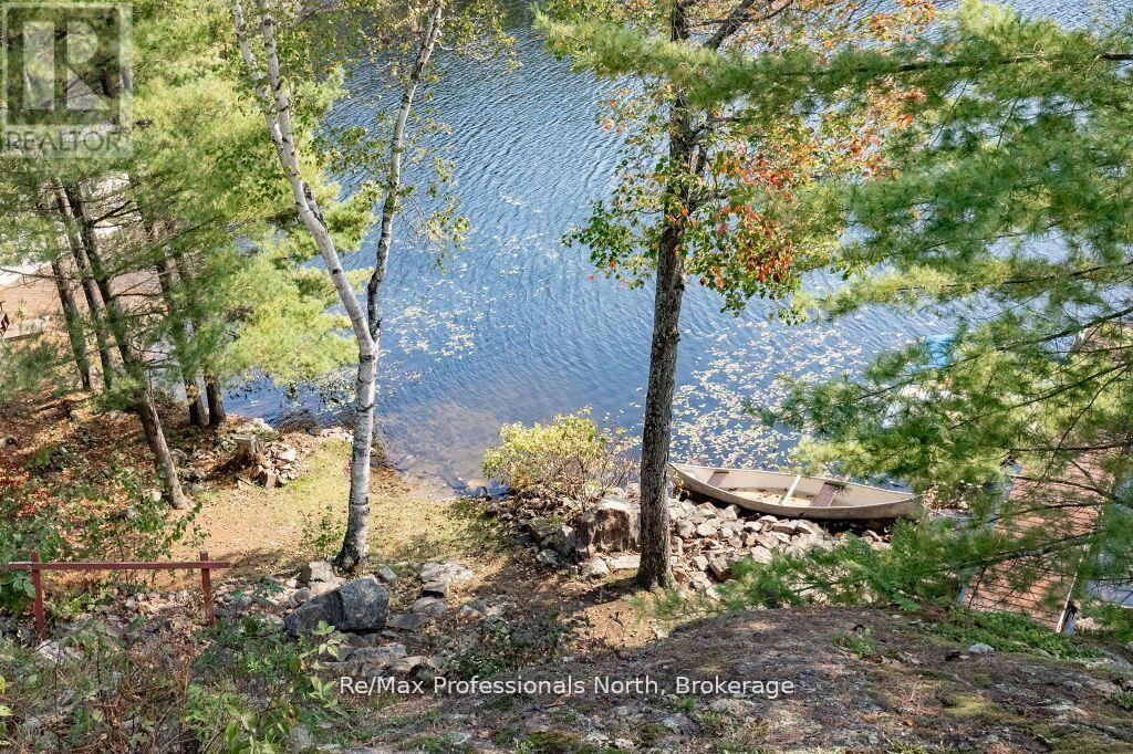 1006 Booth Lane, Gravenhurst, Ontario  P1P 1R2 - Photo 8 - X12886202