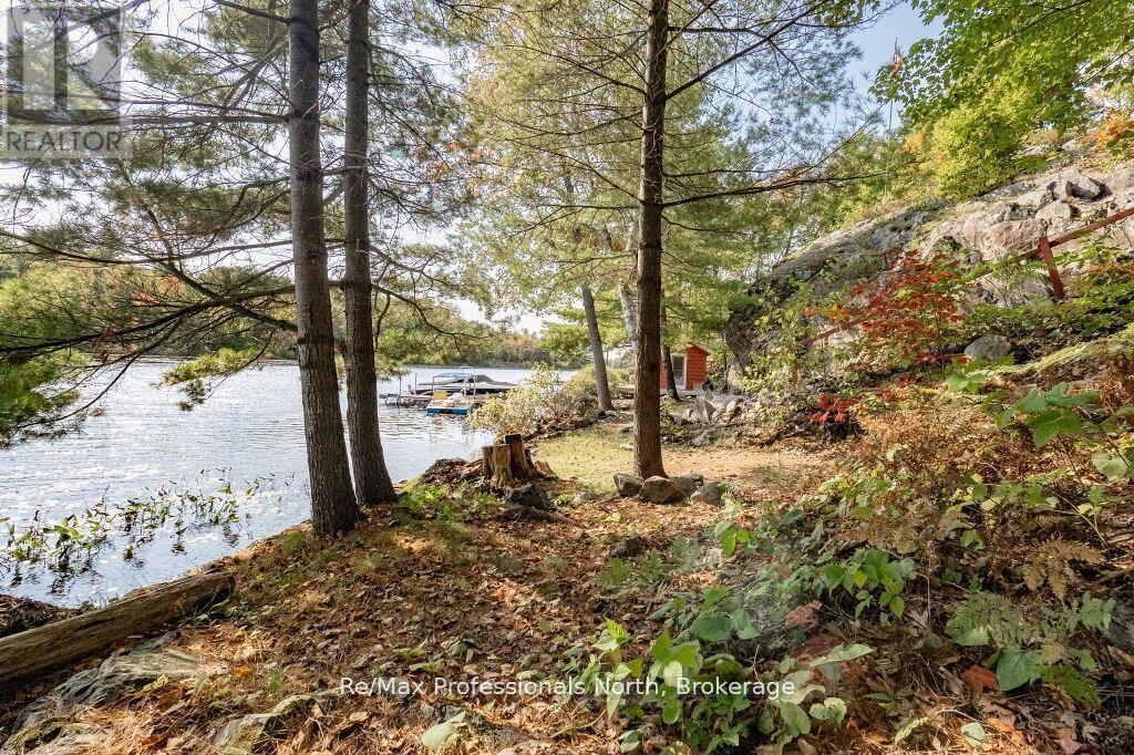 1006 Booth Lane, Gravenhurst, Ontario  P1P 1R2 - Photo 9 - X12886202