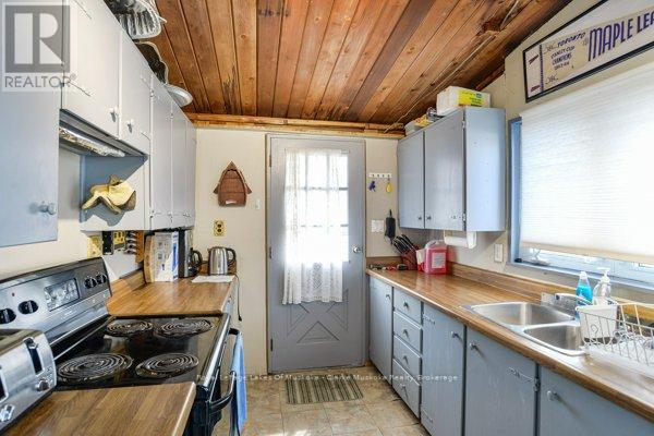 709 Harrison Trail, Georgian Bay, Ontario  L0K 1S0 - Photo 11 - X12886940