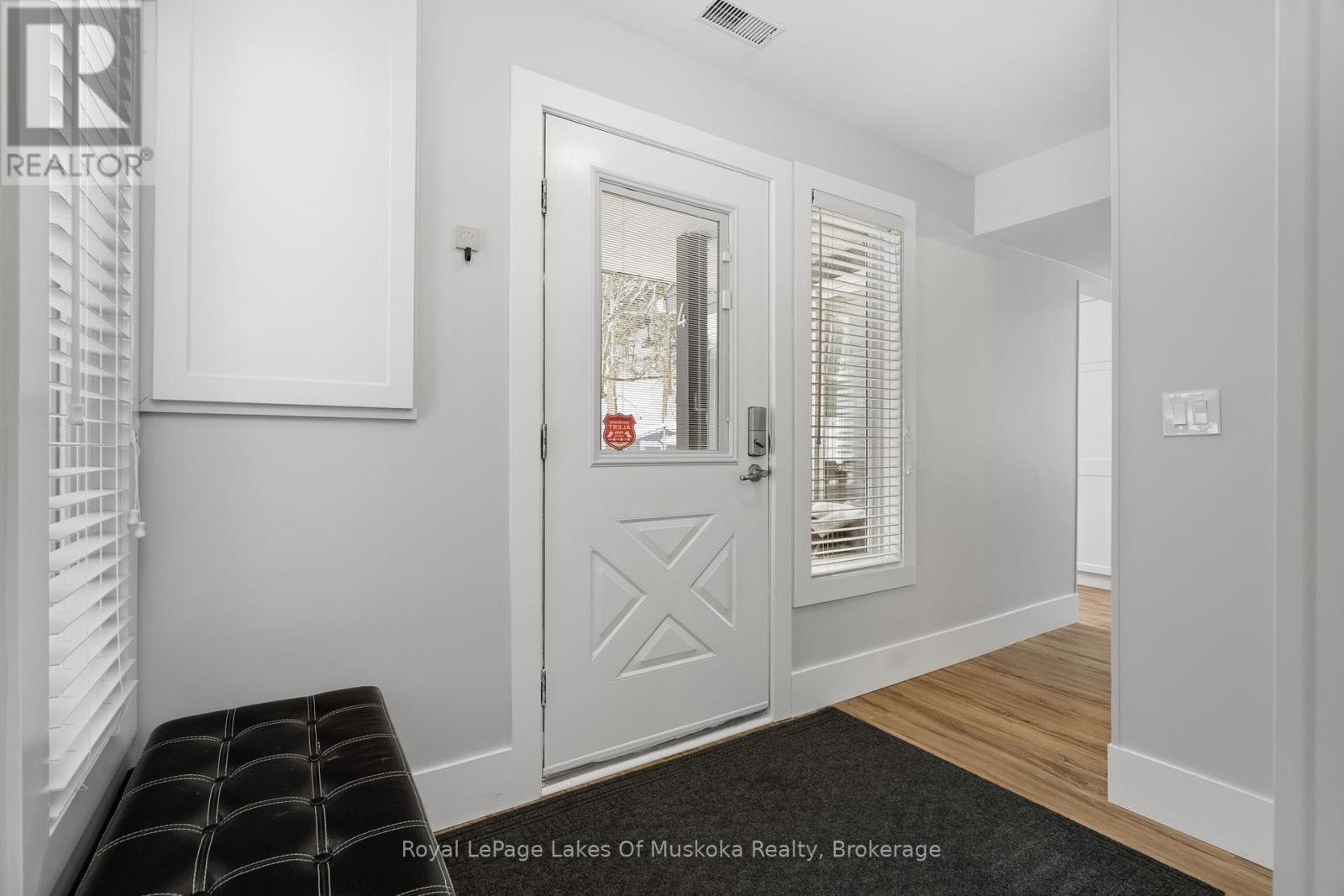 4 - 1551 Hidden Valley Road, Huntsville, Ontario  P1H 1A4 - Photo 5 - X12888800