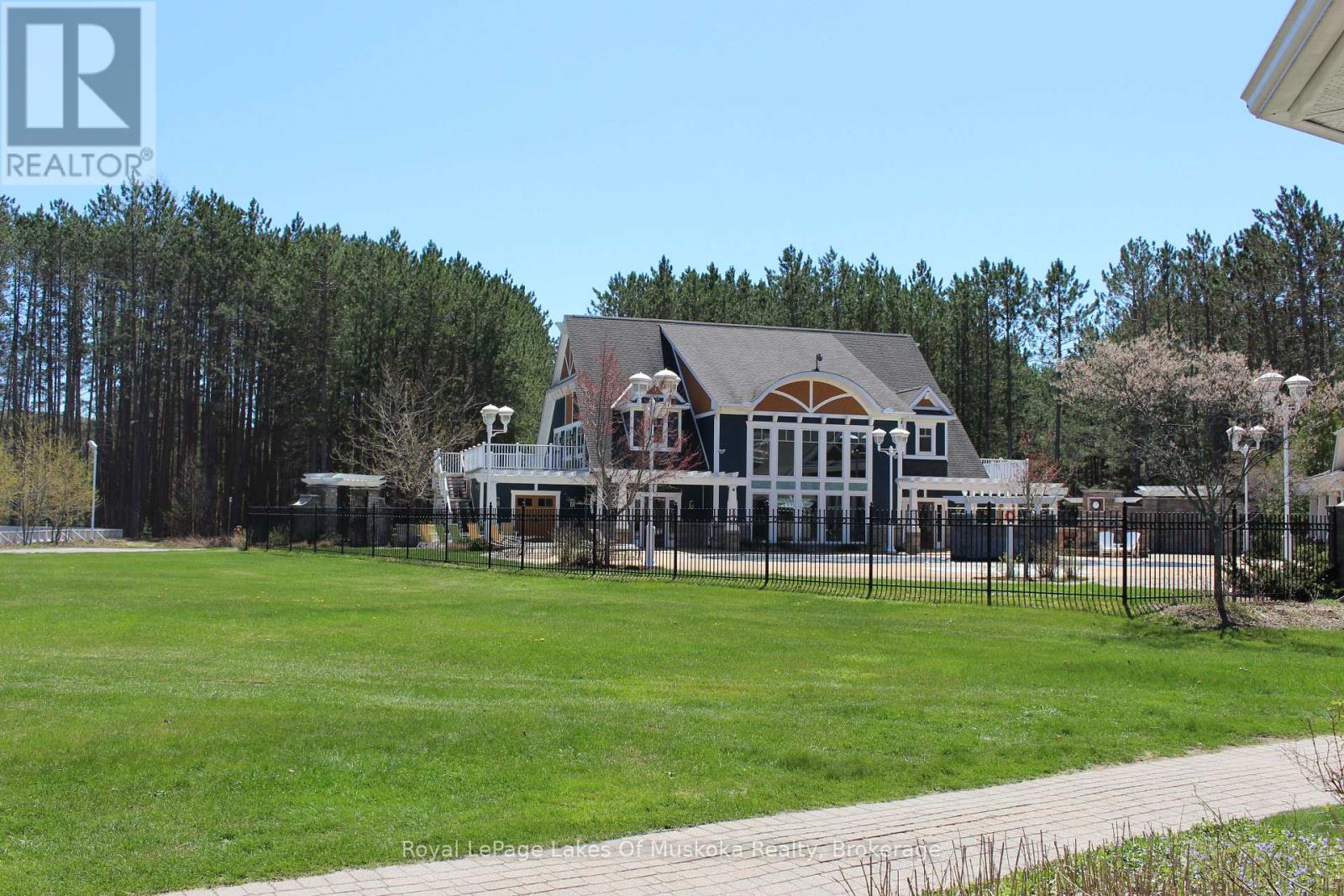 V1, W1 - 1020 Birch Glen Road, Lake Of Bays, Ontario  P0B 1A0 - Photo 5 - X12888884