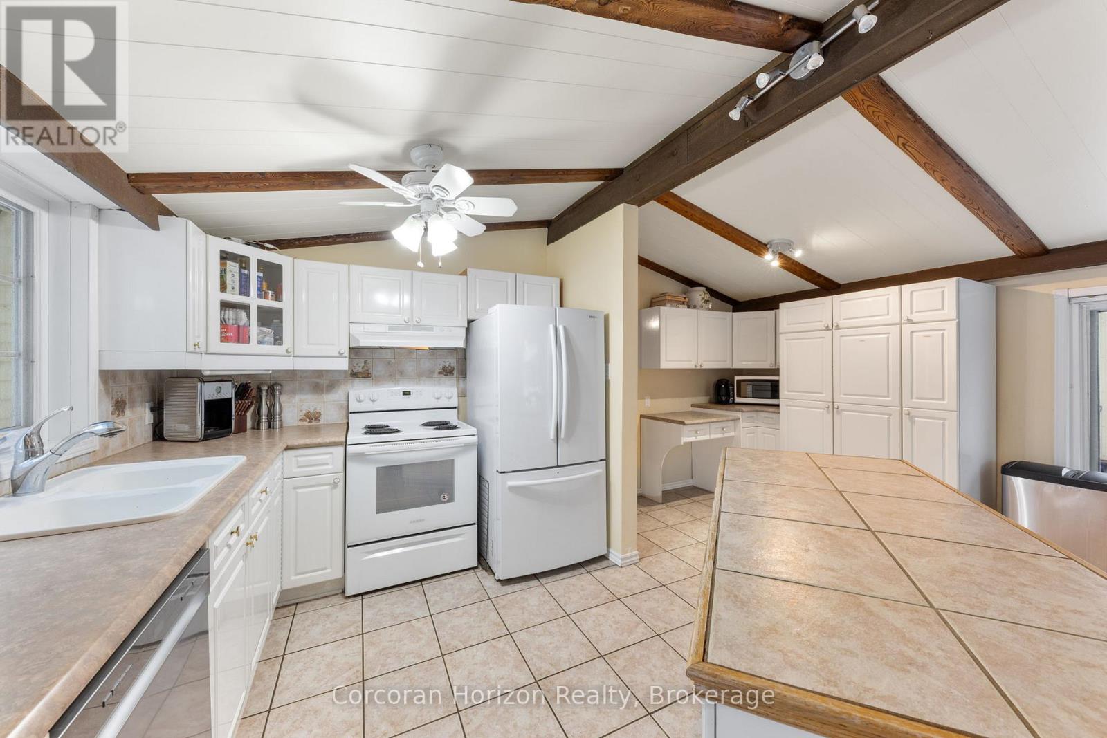 112 Heath Valley Trail, Georgian Bay, Ontario  L0K 1S0 - Photo 17 - X12888998