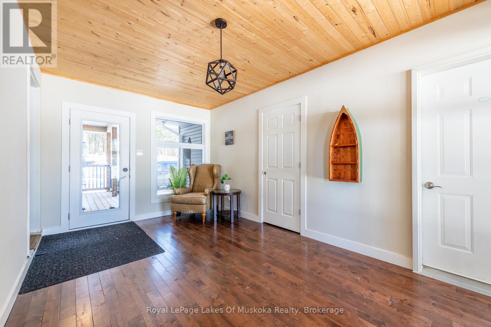 1420 Limberlost Road, Lake Of Bays, Ontario  P1H 2J6 - Photo 17 - X12890232