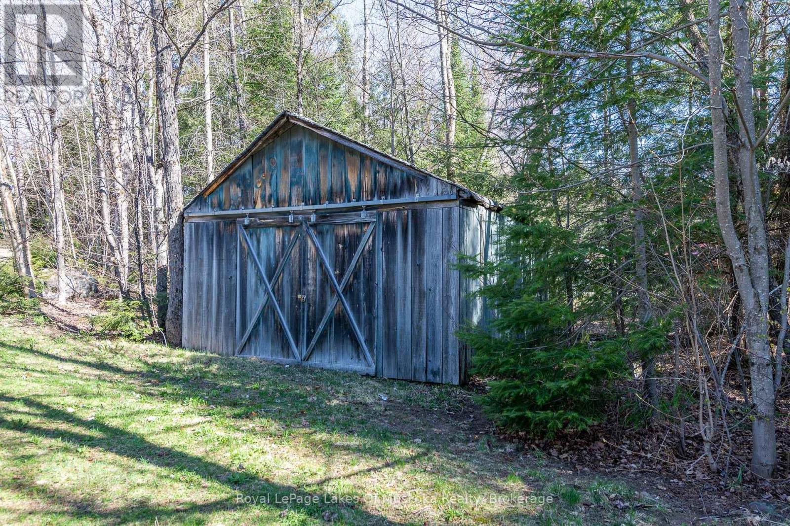 1420 Limberlost Road, Lake Of Bays, Ontario  P1H 2J6 - Photo 43 - X12890232