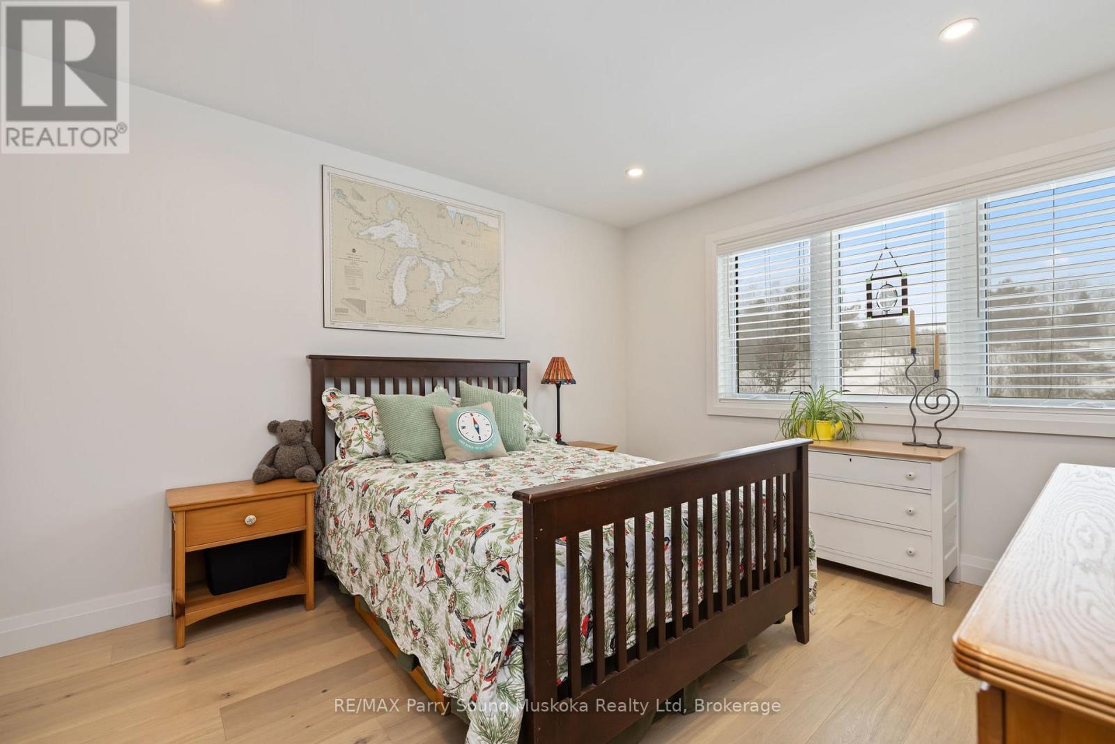 44 Dennis Drive, Parry Sound, Ontario  P2A 0E6 - Photo 18 - X12890258