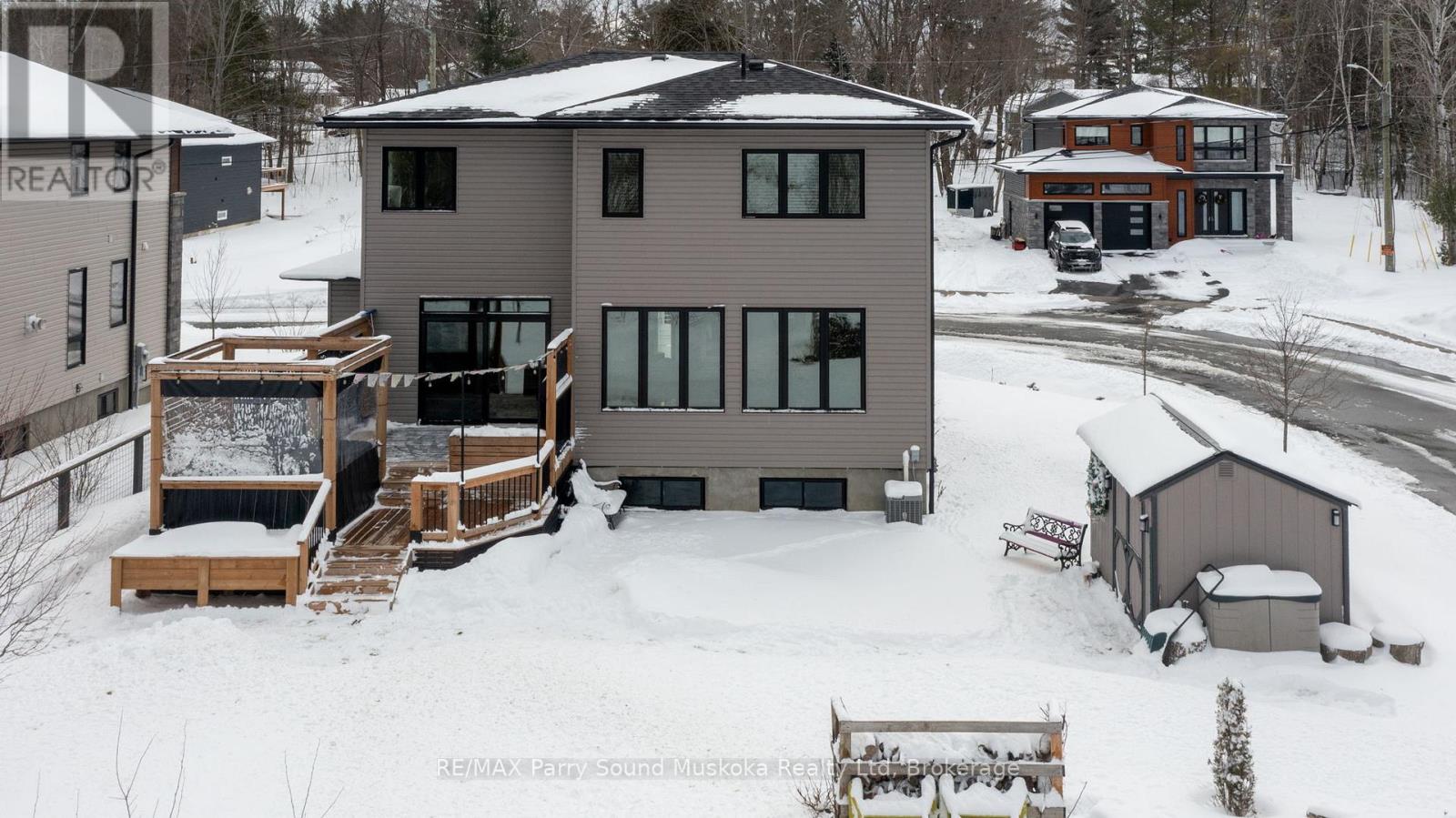 44 Dennis Drive, Parry Sound, Ontario  P2A 0E6 - Photo 36 - X12890258