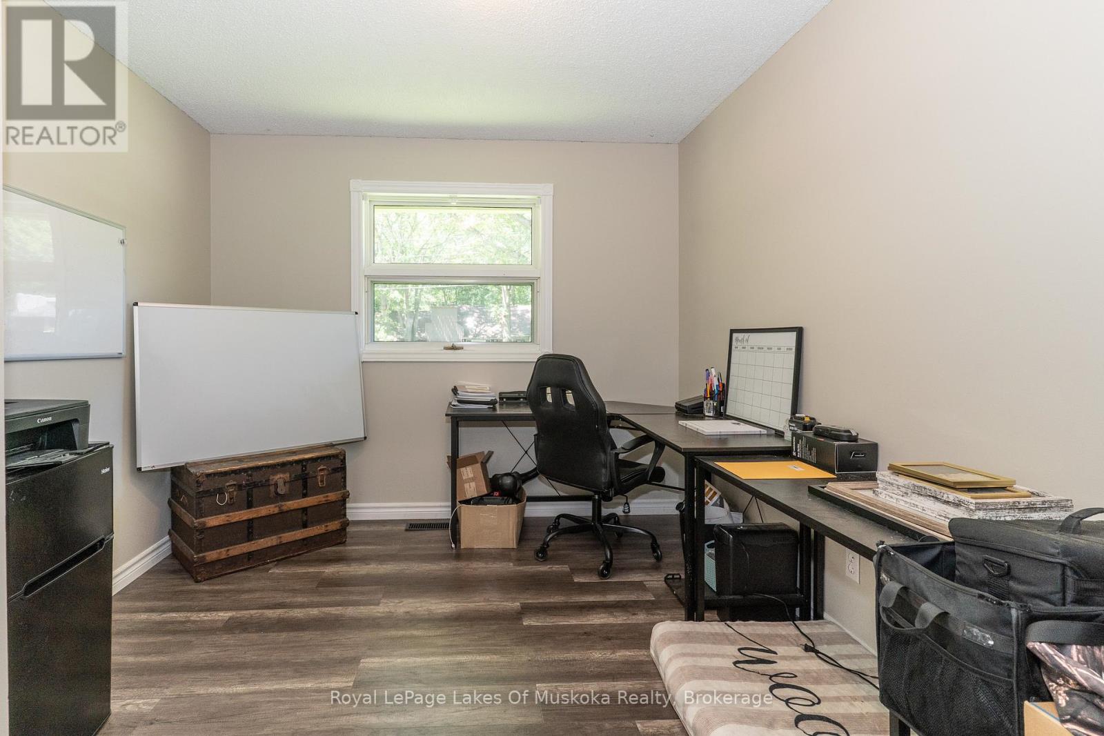 220 Alexander Street, Gravenhurst, Ontario  P1P 1A6 - Photo 23 - X12890846