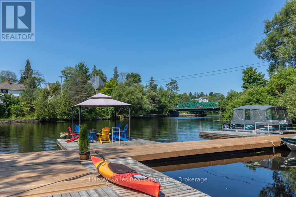 106 - 5 Church Street, Huntsville, Ontario  P1H 1G9 - Photo 1 - X12891040