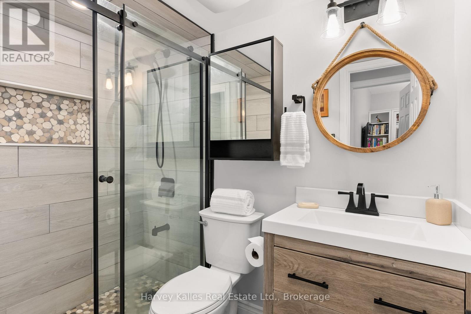 106 - 5 Church Street, Huntsville, Ontario  P1H 1G9 - Photo 22 - X12891040