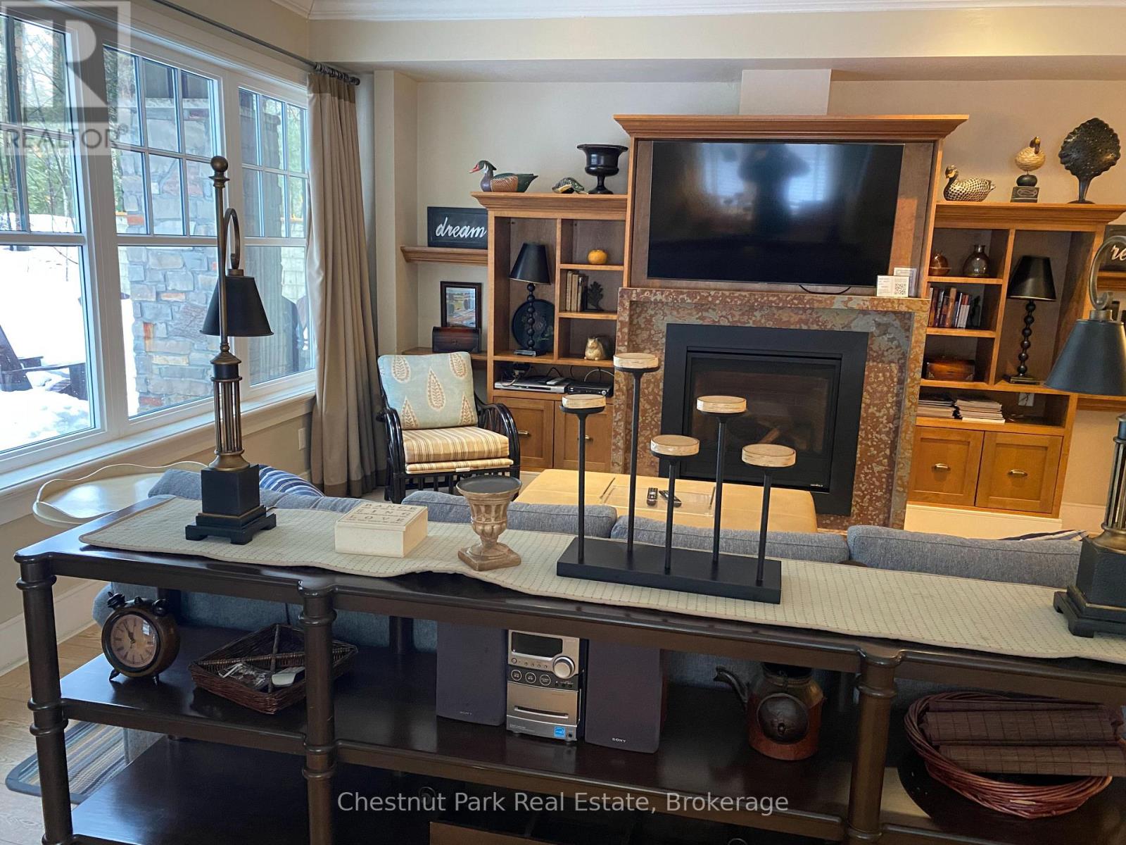 101 Emerald Hill Court S, Seguin, Ontario  P2A 2W8 - Photo 1 - X12891568