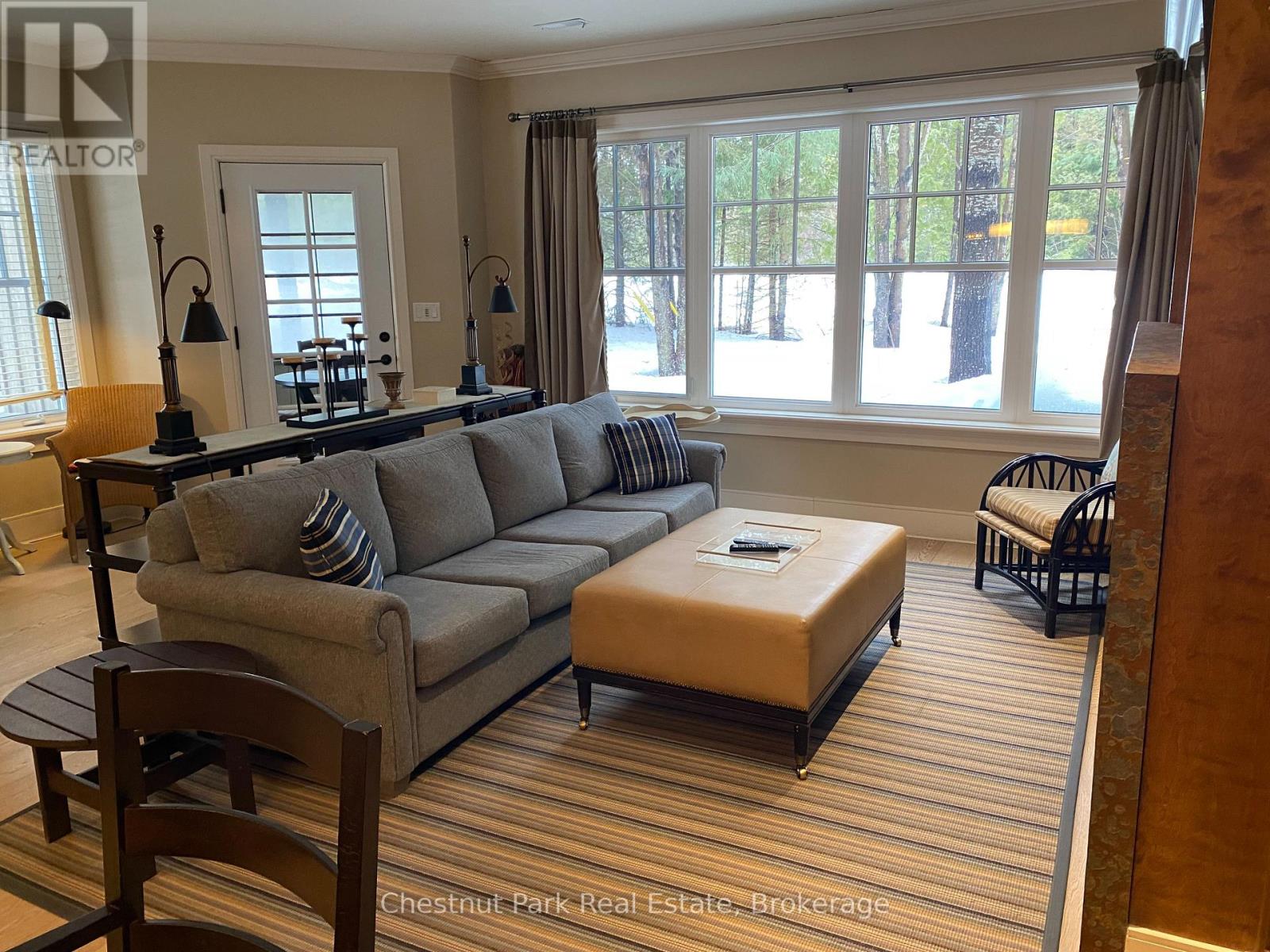 101 Emerald Hill Court S, Seguin, Ontario  P2A 2W8 - Photo 4 - X12891568