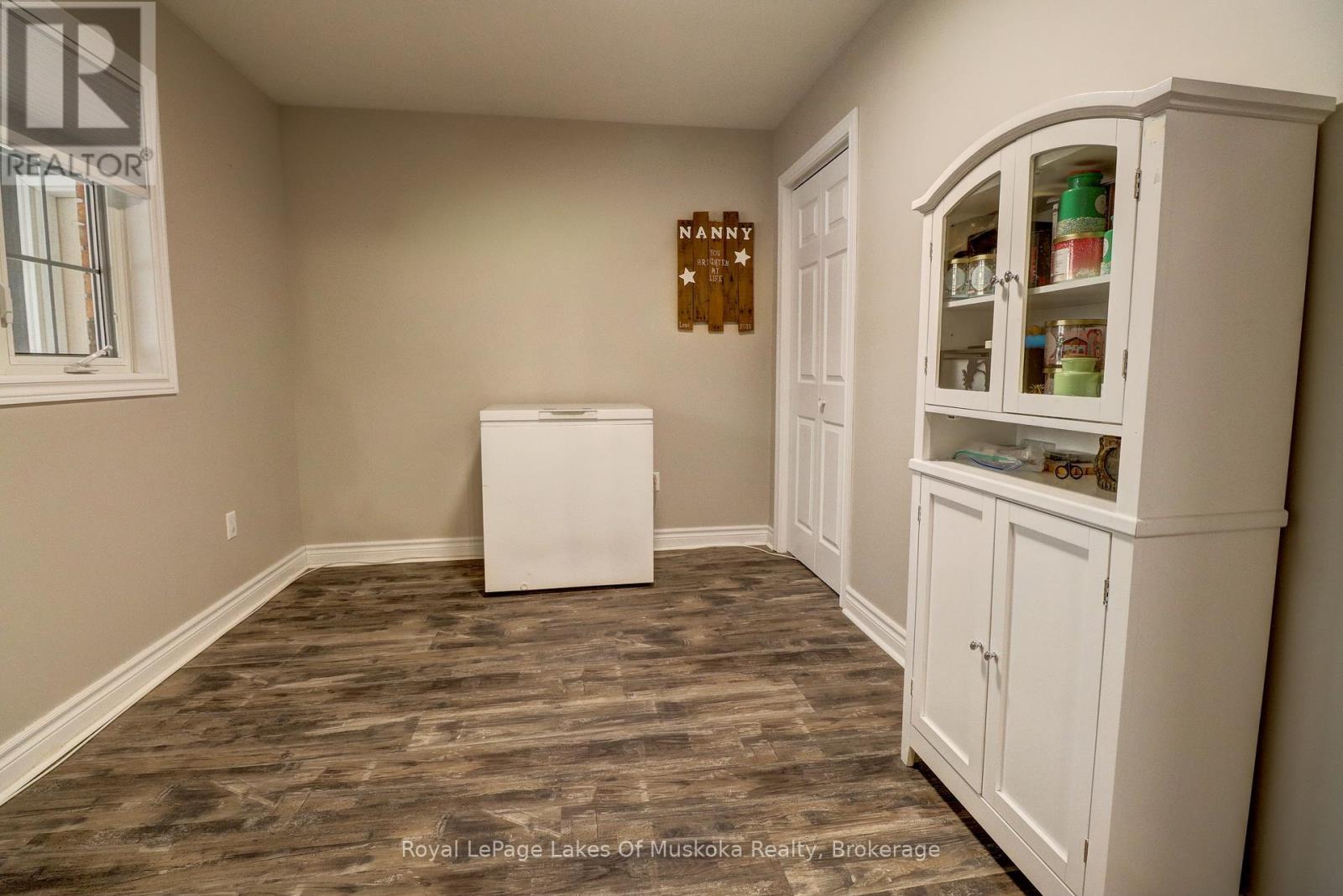 30 Shaw Crescent, Huntsville, Ontario  P1H 1T7 - Photo 22 - X12894260