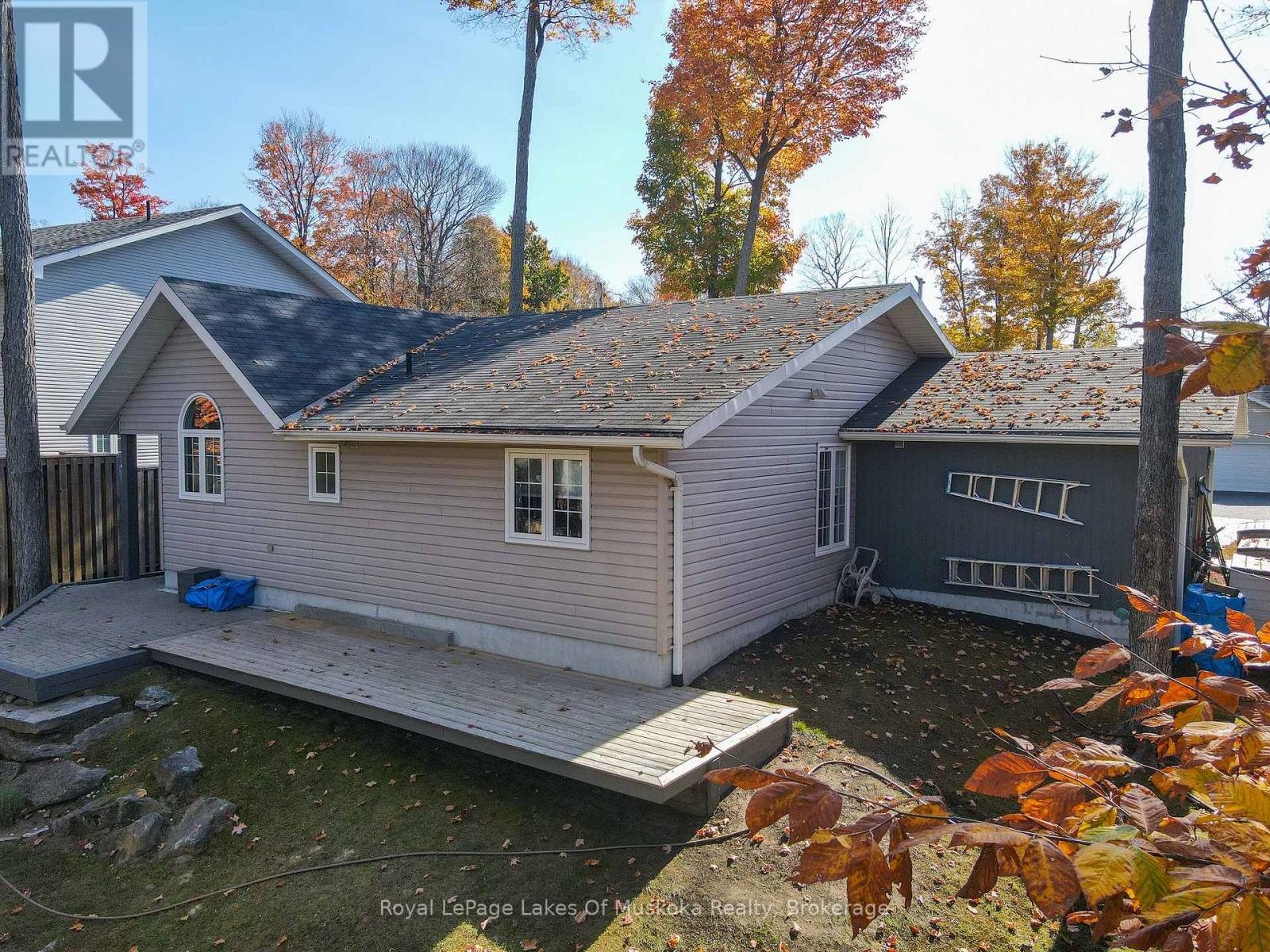 30 Shaw Crescent, Huntsville, Ontario  P1H 1T7 - Photo 24 - X12894260