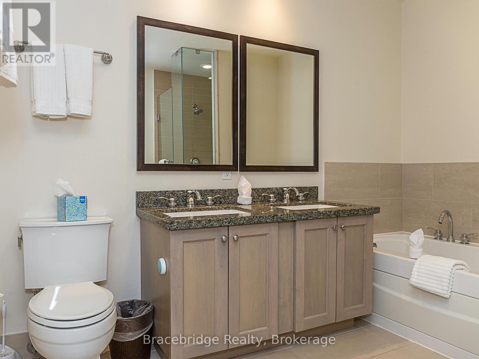 B102-A1 - 1869 Muskoka Rd 118 Highway W, Muskoka Lakes, Ontario  P1L 1W8 - Photo 18 - X12894466