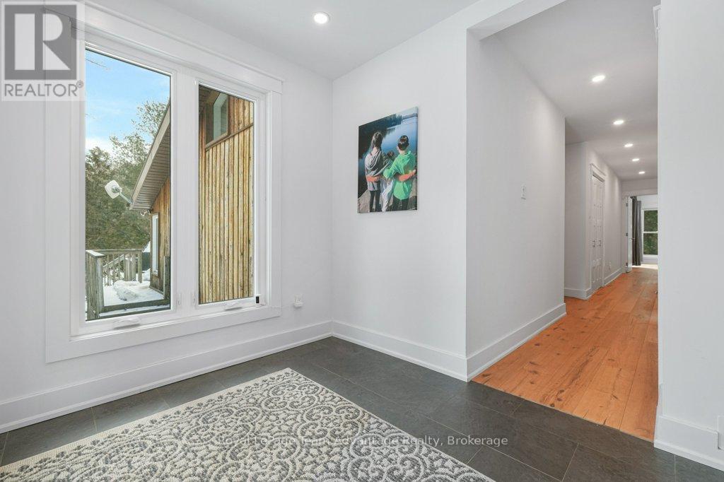 18 Ferris Road, Seguin, Ontario  P2A 2W8 - Photo 10 - X12897128