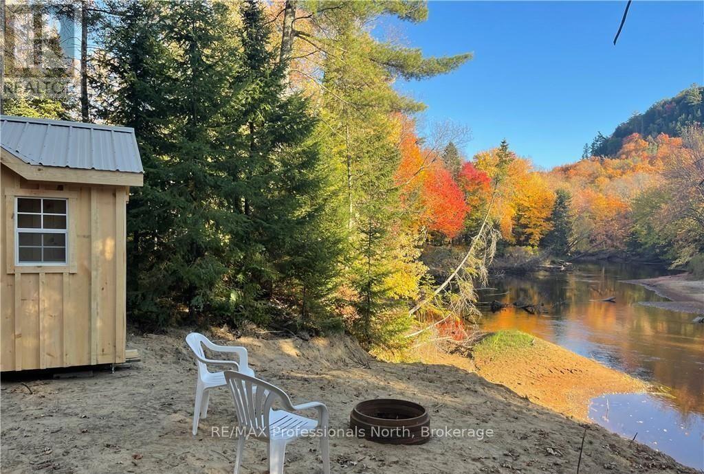 304 Old North Road N, Huntsville, Ontario  P1H 2J4 - Photo 4 - X12897164