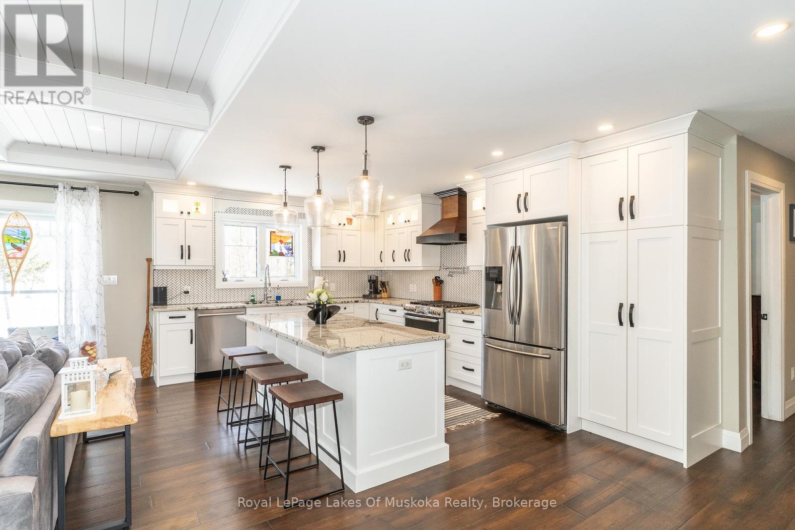 461 Rowanwood Road, Huntsville, Ontario  P0B 1M0 - Photo 17 - X12899484