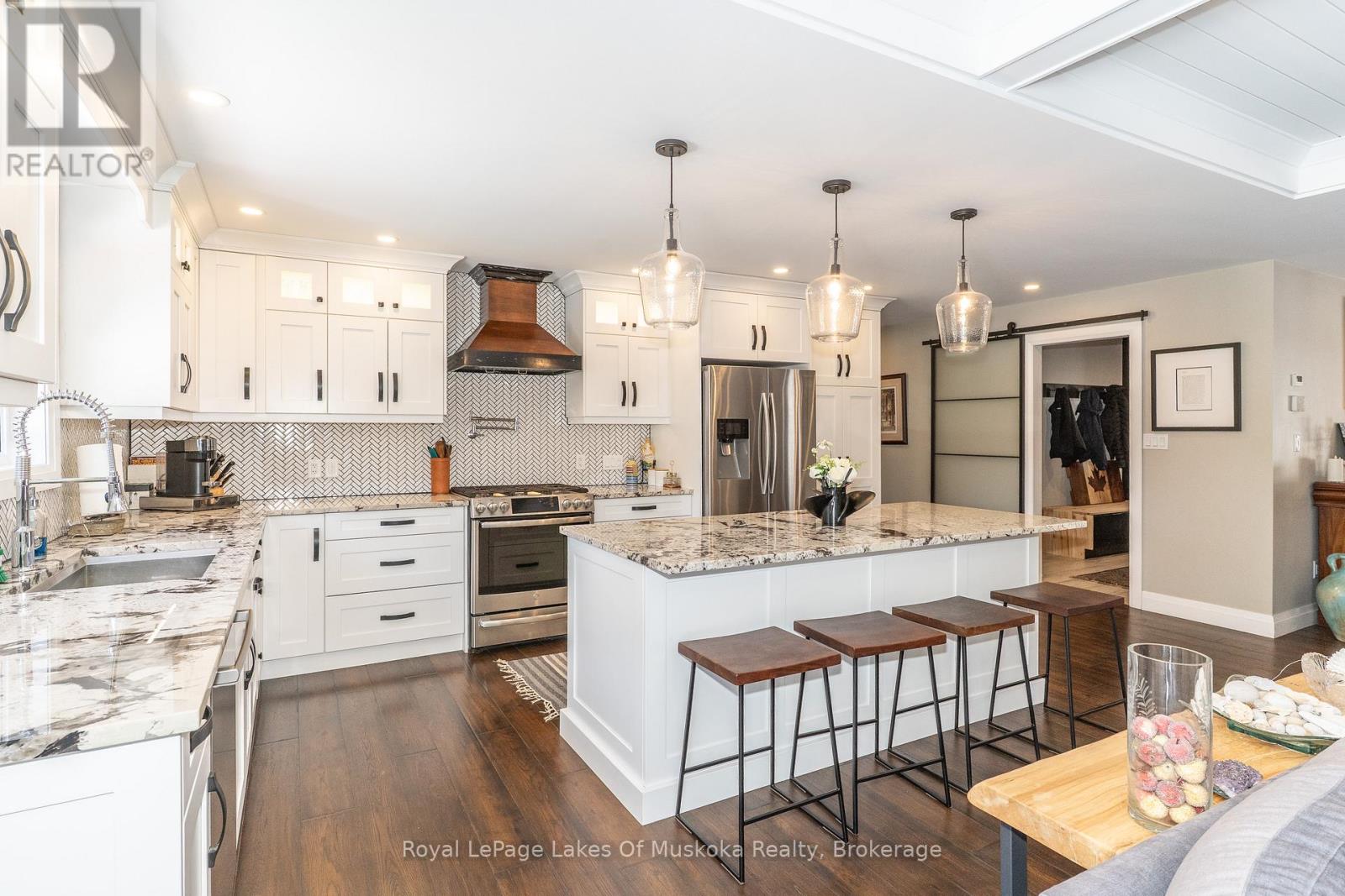 461 Rowanwood Road, Huntsville, Ontario  P0B 1M0 - Photo 18 - X12899484