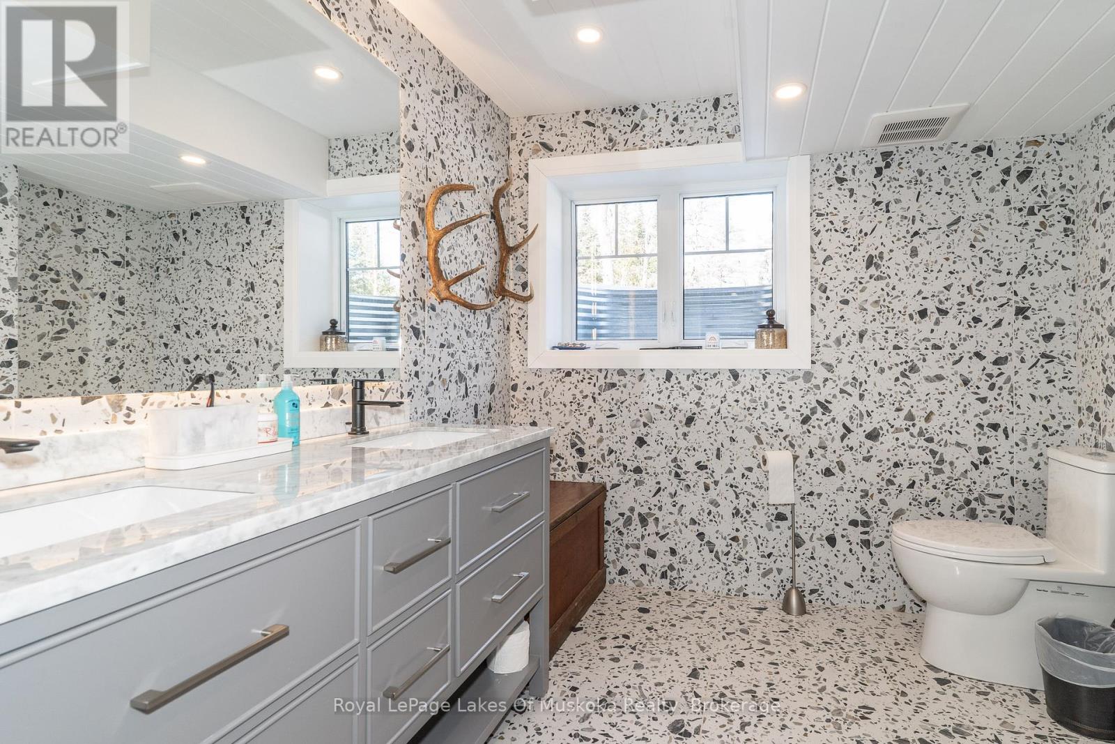 461 Rowanwood Road, Huntsville, Ontario  P0B 1M0 - Photo 36 - X12899484