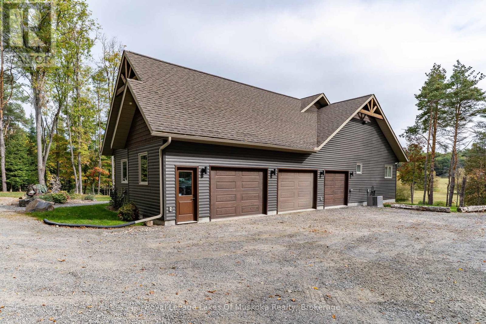 461 Rowanwood Road, Huntsville, Ontario  P0B 1M0 - Photo 42 - X12899484