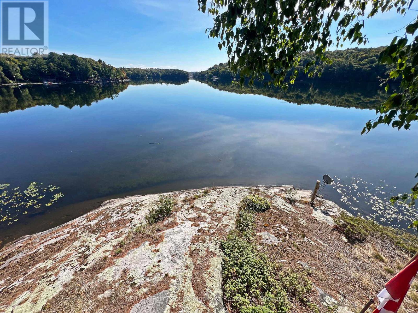 24a Rocco's Lane, Seguin, Ontario  P2A 2W8 - Photo 4 - X12902800