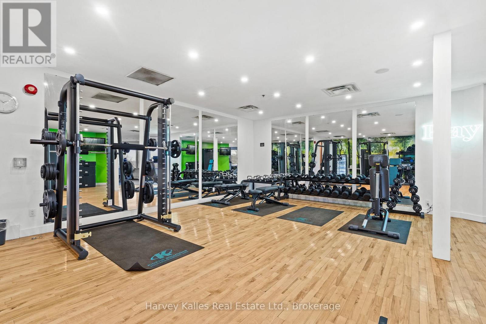 401 - 120 Carrick Trail, Gravenhurst, Ontario  P1P 0B6 - Photo 24 - X12903172