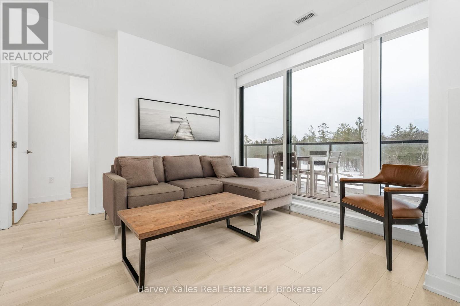 401 - 120 Carrick Trail, Gravenhurst, Ontario  P1P 0B6 - Photo 5 - X12903172