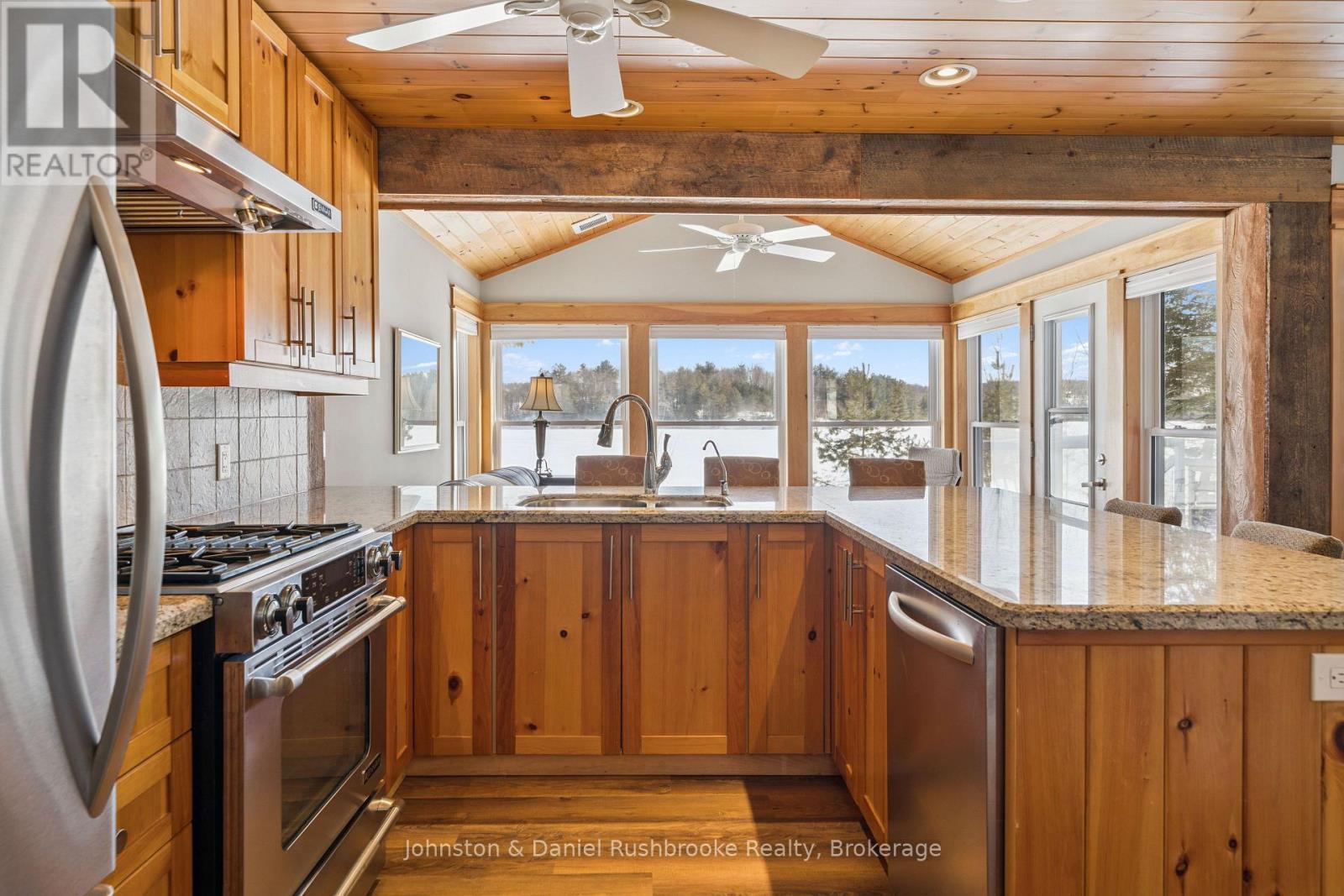 1075 Sandwood Drive, Muskoka Lakes, Ontario  P0B 1M0 - Photo 11 - X12904798