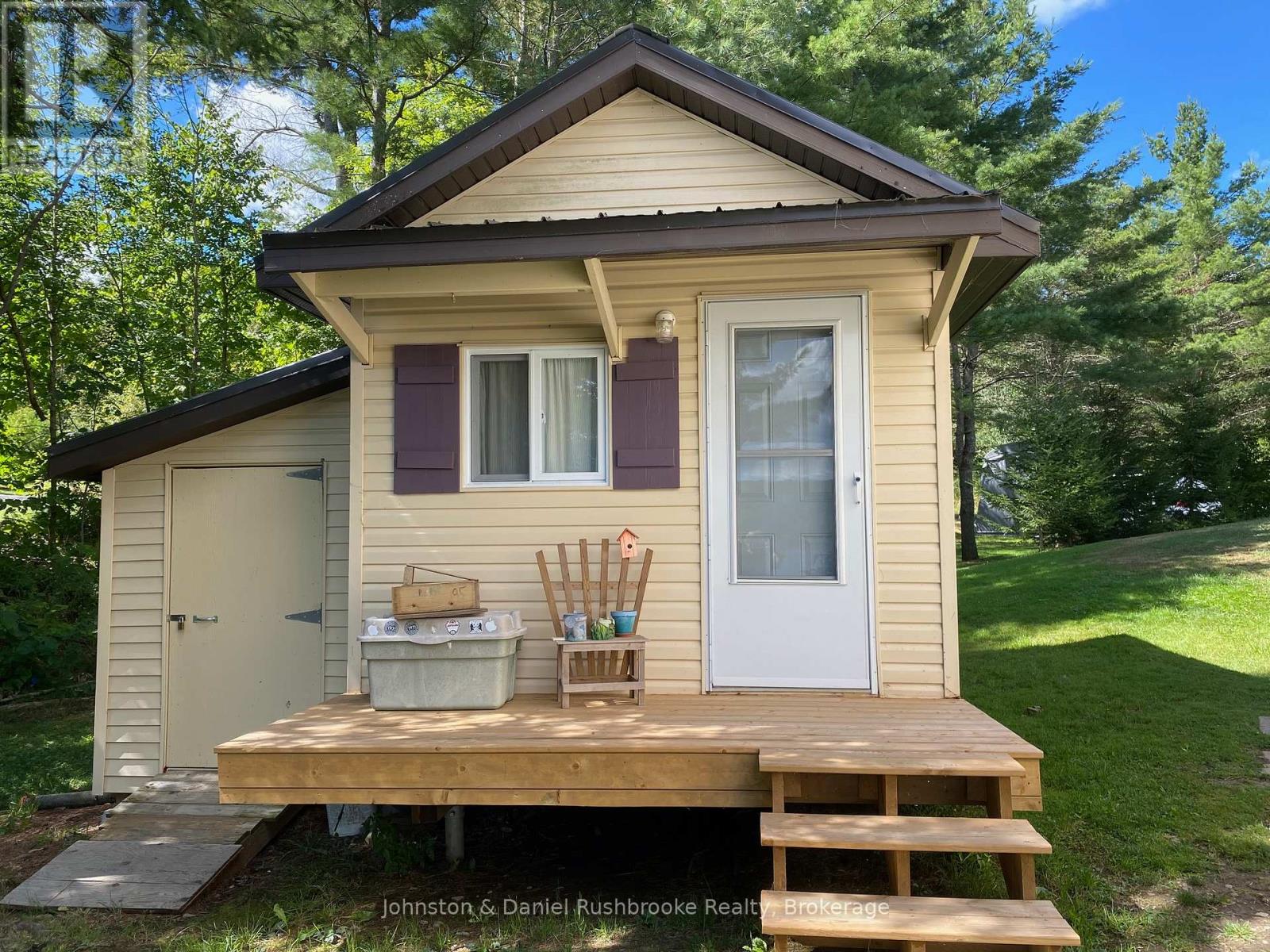 1075 Sandwood Drive, Muskoka Lakes, Ontario  P0B 1M0 - Photo 28 - X12904798