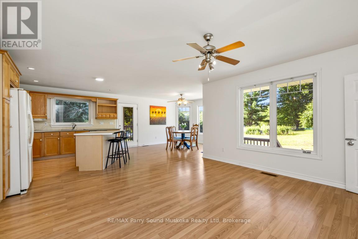 149 William Street, Parry Sound, Ontario  P2A 1W3 - Photo 13 - X12904818