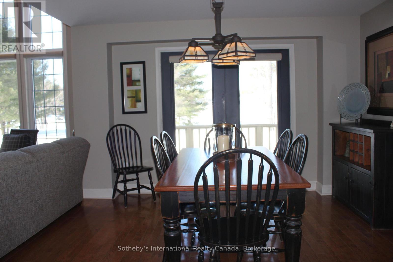 C4 W9 - 3876 Muskoka Road 118 Road W, Muskoka Lakes, Ontario P0C 1A0 - Photo 17 - X12905086