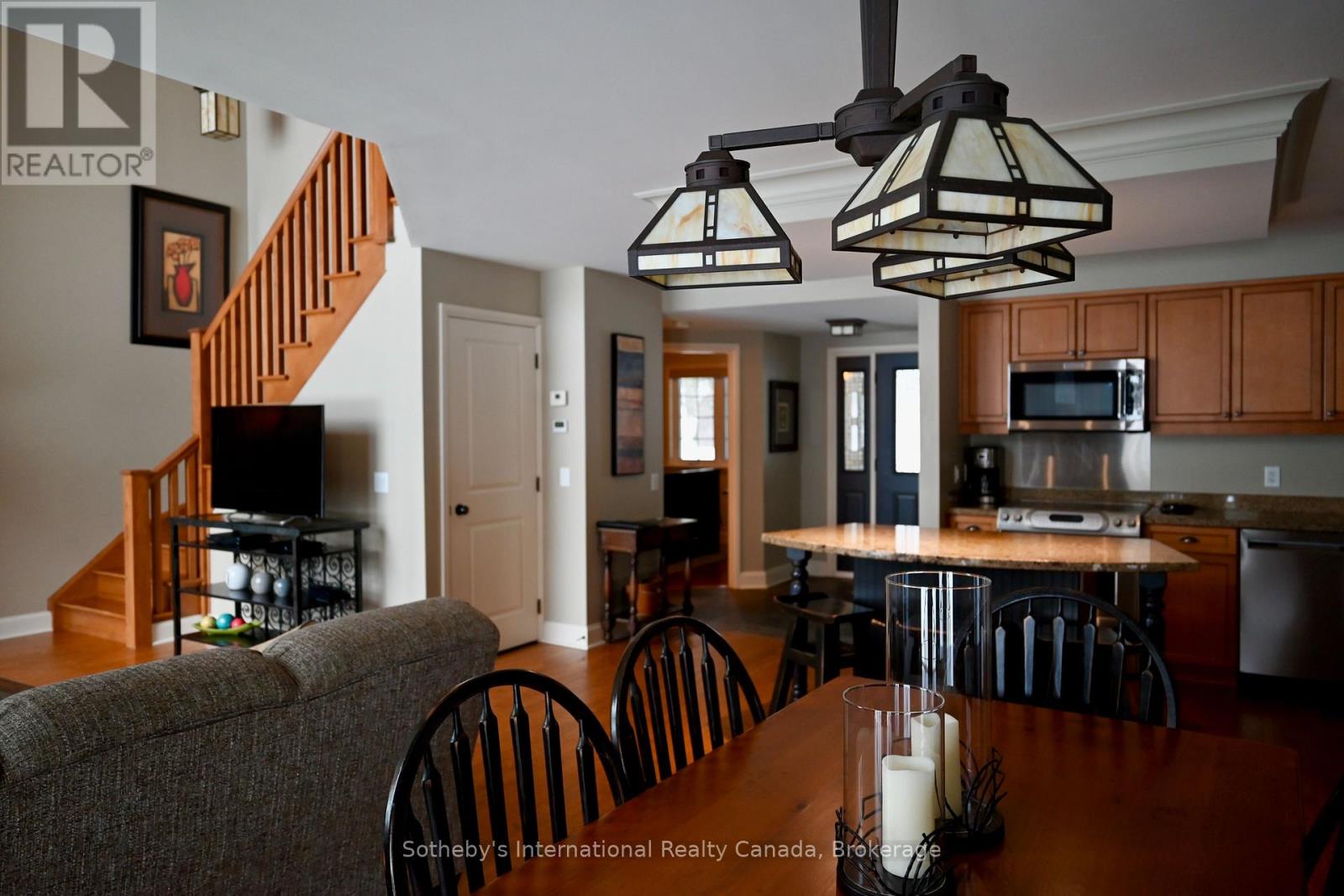 C4 W9 - 3876 Muskoka Road 118 Road W, Muskoka Lakes, Ontario P0C 1A0 - Photo 22 - X12905086