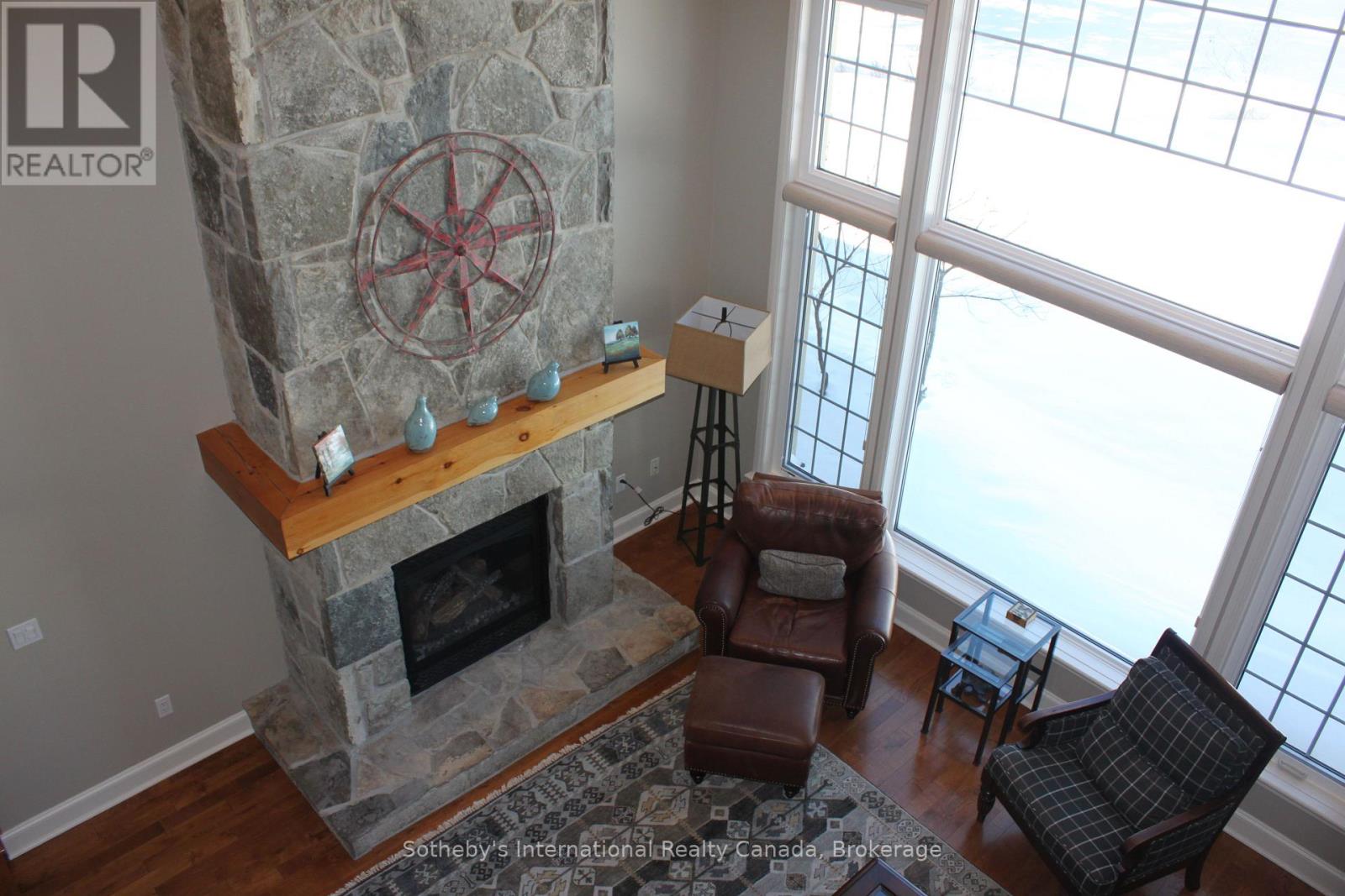 C4 W9 - 3876 Muskoka Road 118 Road W, Muskoka Lakes, Ontario P0C 1A0 - Photo 7 - X12905086