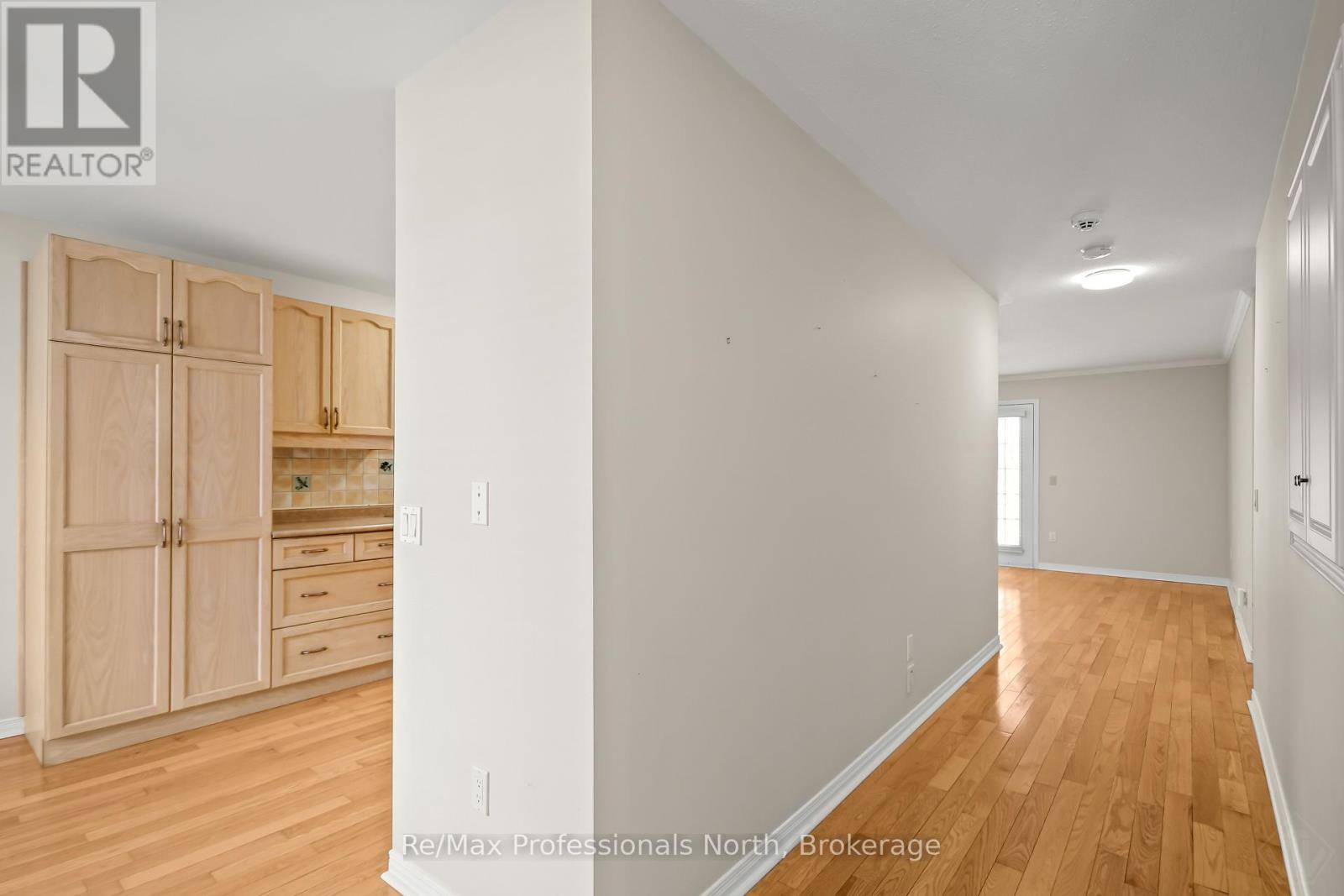 111 Pineridge Gate, Gravenhurst, Ontario  P1P 1Z2 - Photo 10 - X12906076