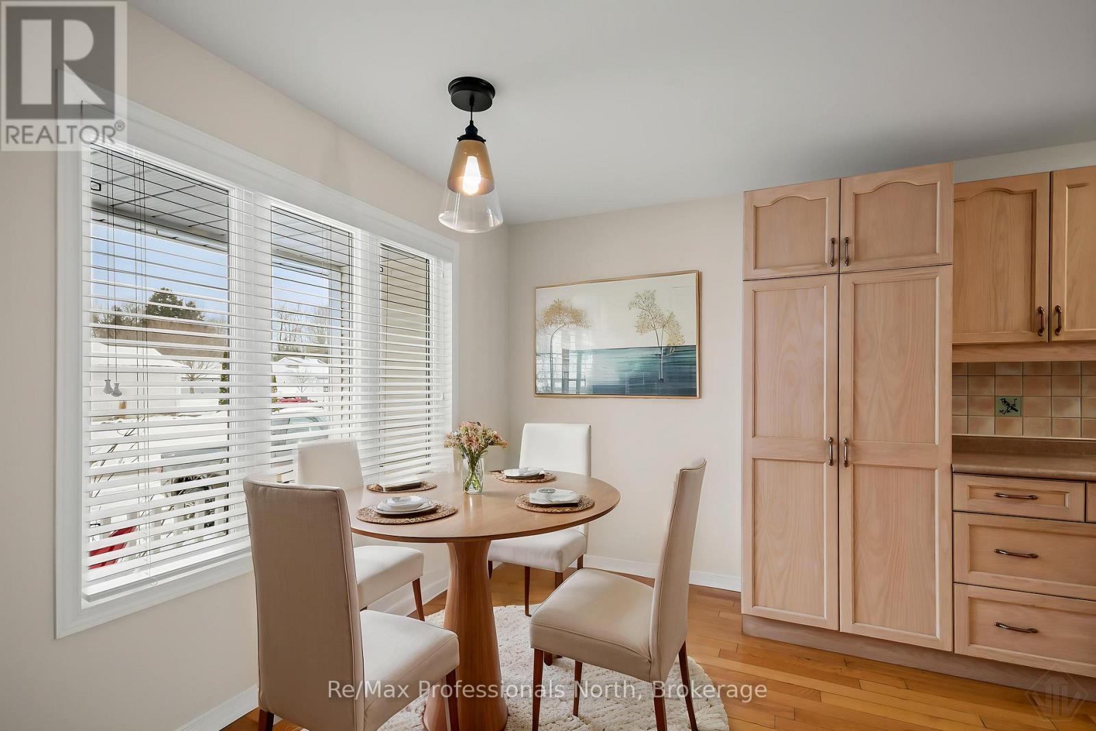 111 Pineridge Gate, Gravenhurst, Ontario  P1P 1Z2 - Photo 11 - X12906076