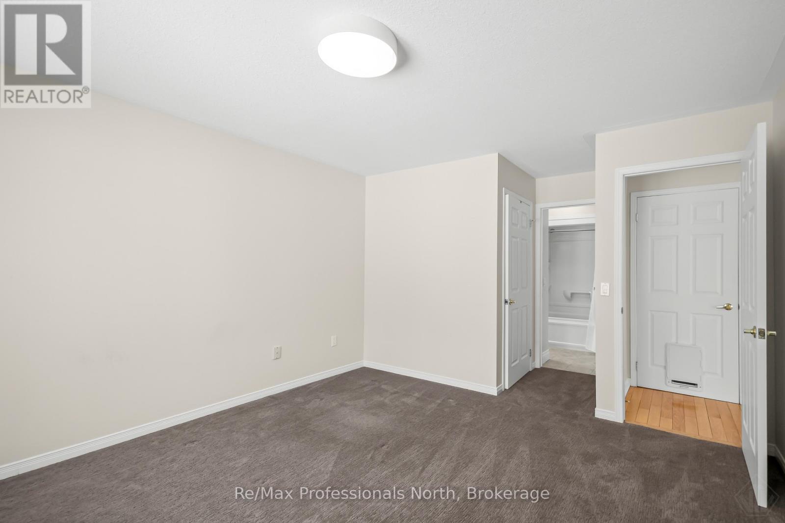 111 Pineridge Gate, Gravenhurst, Ontario  P1P 1Z2 - Photo 26 - X12906076