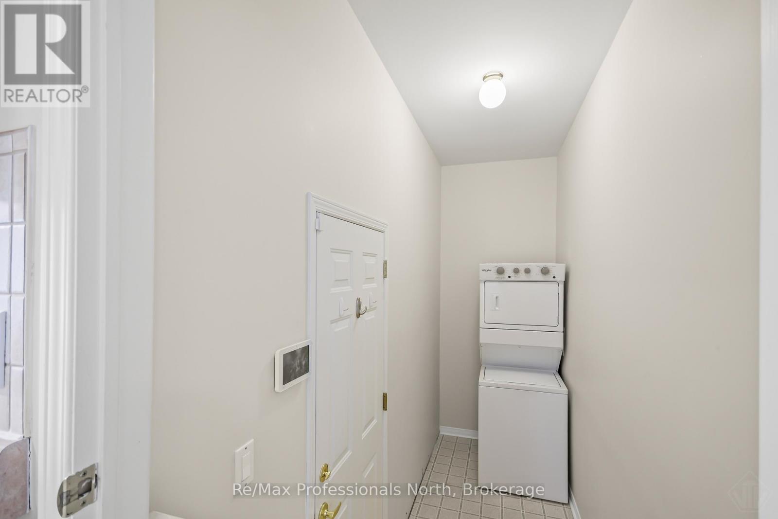 111 Pineridge Gate, Gravenhurst, Ontario  P1P 1Z2 - Photo 30 - X12906076