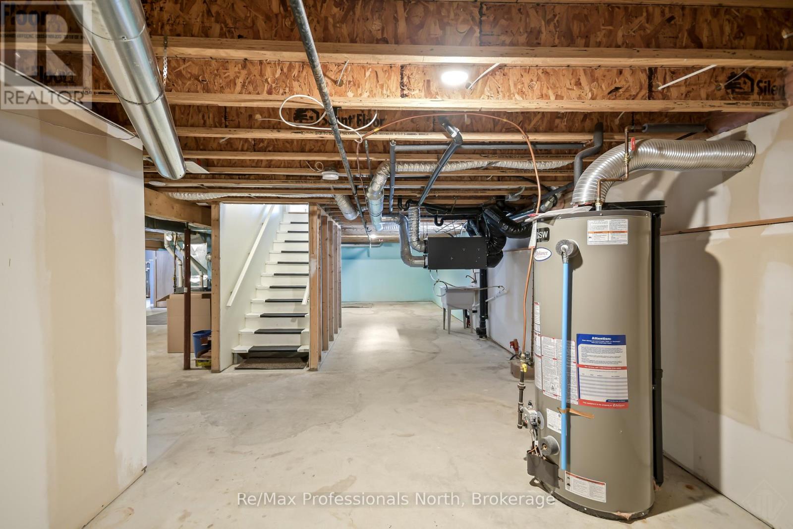 111 Pineridge Gate, Gravenhurst, Ontario  P1P 1Z2 - Photo 31 - X12906076