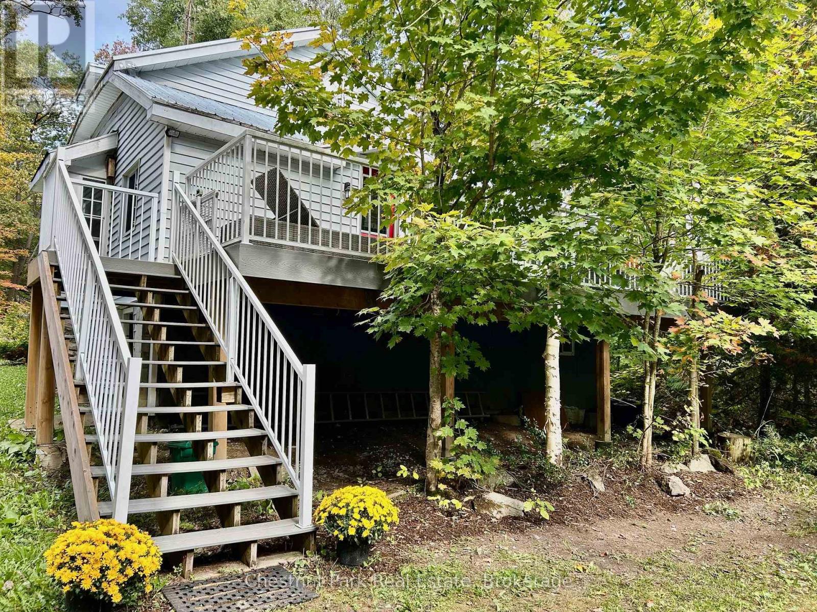 1227-2 North Kahshe Lake Rd Road, Gravenhurst, Ontario  P0E 1G0 - Photo 1 - X12907704