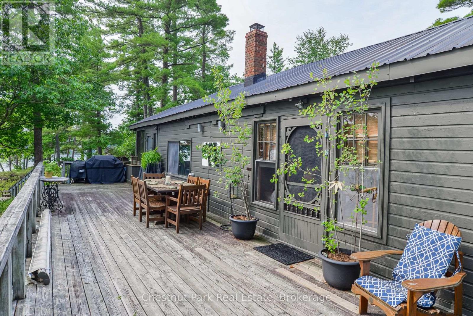 1 Rose Island, Gravenhurst, Ontario P0B 1G0 - Photo 10 - X12907718