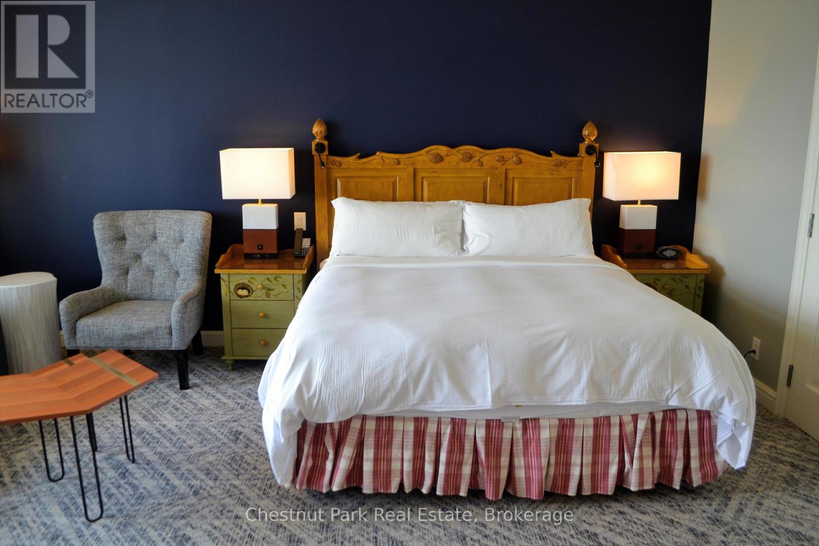 1245 - 1050 Paignton House Road, Muskoka Lakes, Ontario  P0B 1G0 - Photo 2 - X12909264