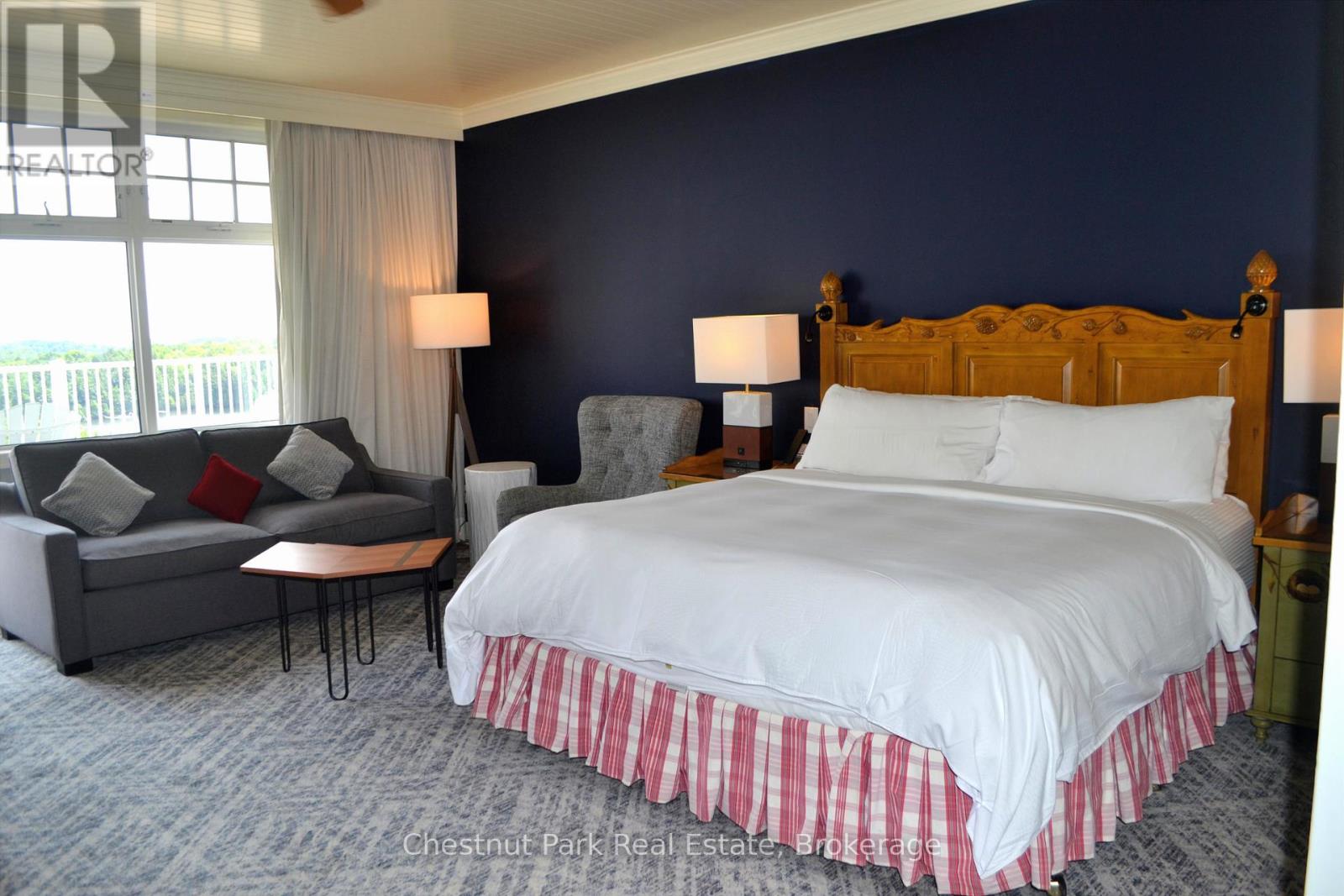 1245 - 1050 Paignton House Road, Muskoka Lakes, Ontario  P0B 1G0 - Photo 3 - X12909264