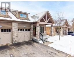 30 SERENITY PLACE, Huntsville, Ontario